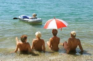 le mas de la gavaresse naturiste 2